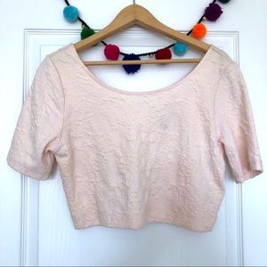 H&M Divided Peach Pink Textured Floral Cropped Tee